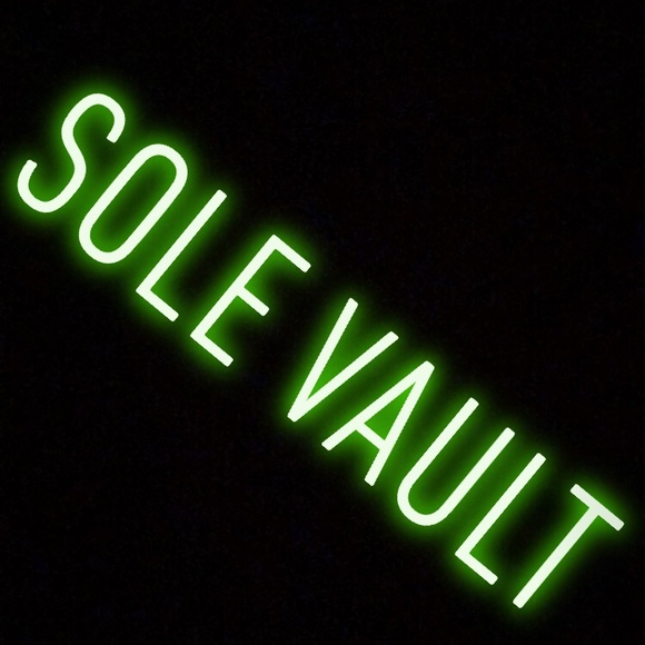 thesolevault_